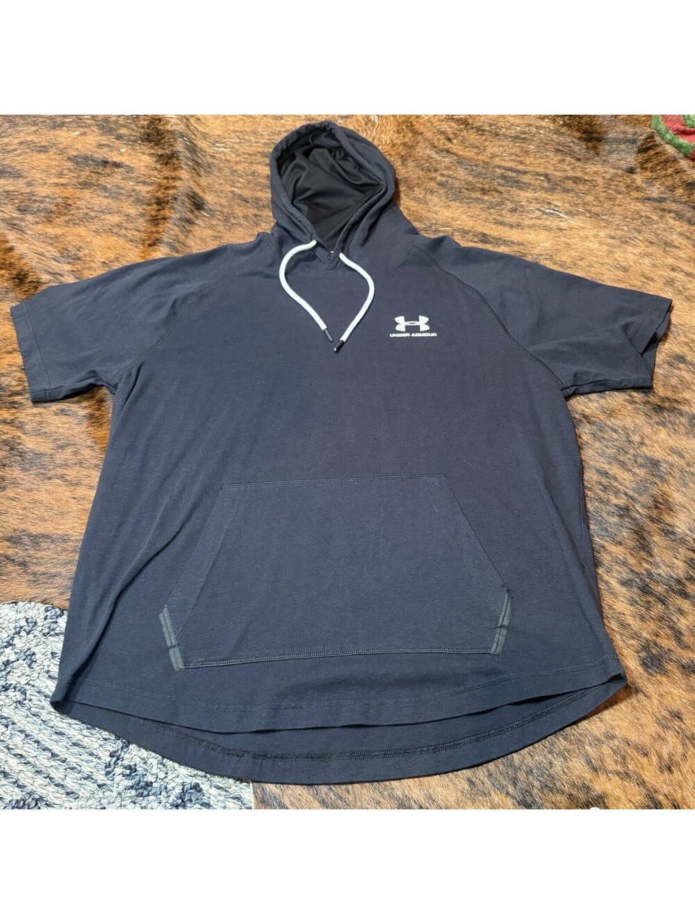Under Armour Men's XL Black HeatGear Short Sleeve Hoodie T-Shirt Drawstring